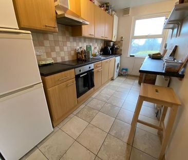 2 Bed Flat, Moorland Hall, LS3 - Photo 6