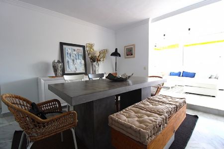 3 Bedroom Apartment For Rent in Puerto Banús, Málaga - Photo 3