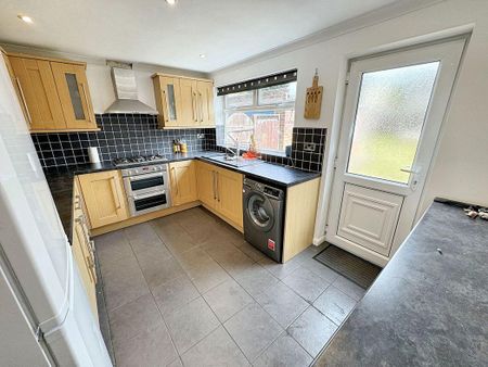 2 bed semi-detached house to rent in TS7 - Photo 4