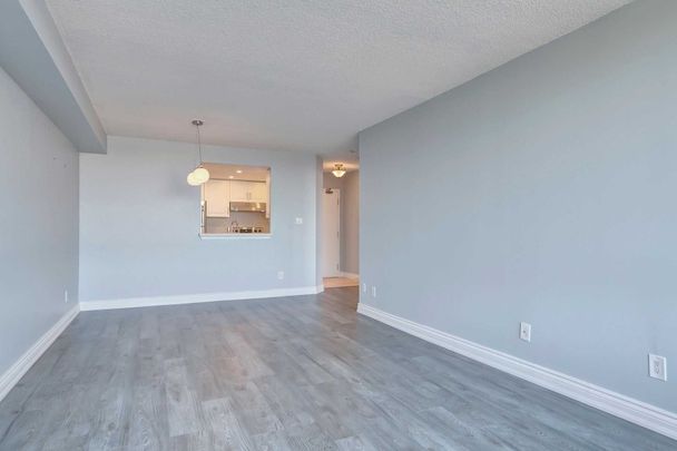 For Lease - 1001 Cedarglen Gate Unit# 420, Mississauga, Ontario - Photo 1