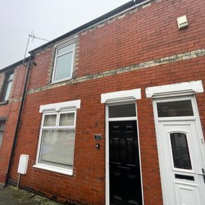 2 bed terraced house to rent in Freville Street, Shildon - Photo 2