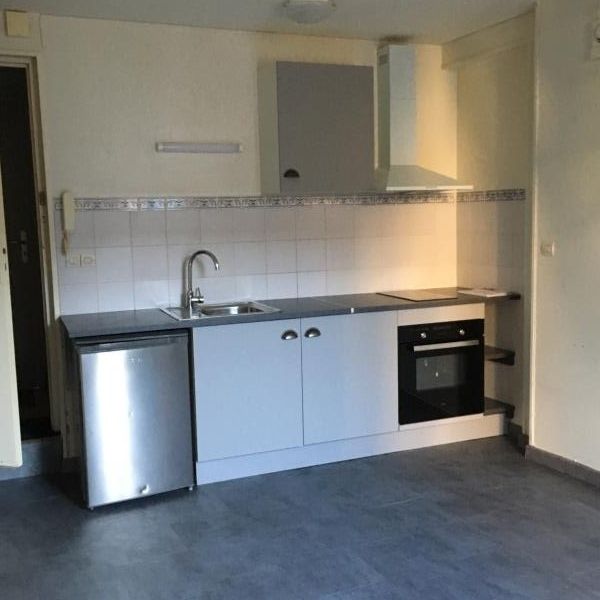 Location Appartement 2 pièces 25m² - Photo 1