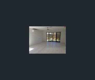 38 Scarborough Circuit, Blacks Beach, Qld 4740 - Photo 4
