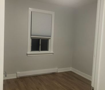 For Lease - 97 Twelfth Street Unit# Main Floor, Toronto, Ontario - Photo 1