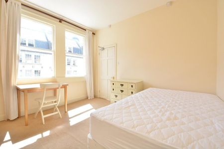 3 bedroom maisonette to rent - Photo 4