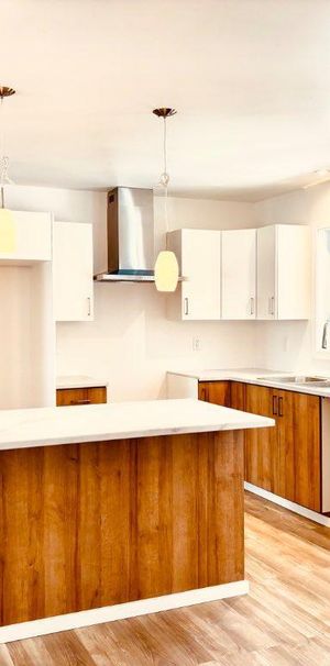 🏡 À louer – Rez de chaussée de duplex à Saint-Donat 🌲 - Photo 1
