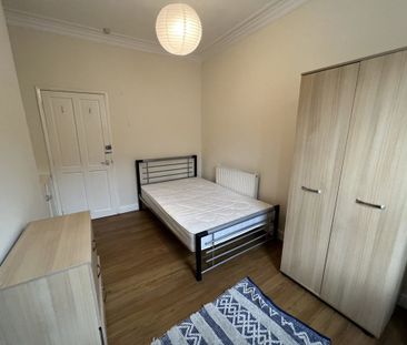 Brownlow Street, The Groves - P1004 - Photo 3