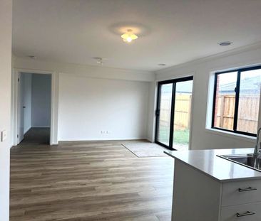 Modern Living with Easy Access to Top Schools & Amenities!! - Photo 5