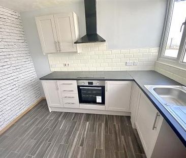 Hanover Road, Rowley Regis, B65 - Photo 4