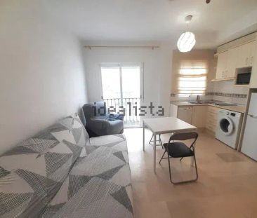 Alquiler de piso en Calle Refino - Photo 4