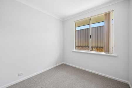 7 Angulata Road, CANNING VALE WA 6155 - Photo 2