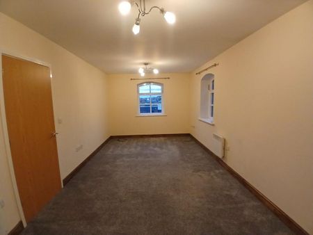 1 bedroom flat to rent - Photo 2