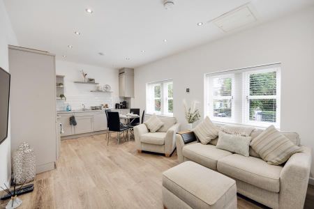 2 bedroom apartment to rent - Photo 3