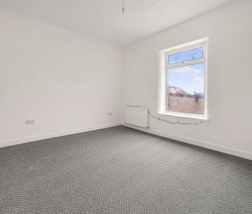 2 bedroom property to rent - Photo 4