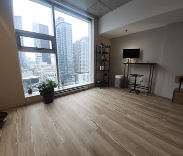 Studio loft moderne – Centre-ville de Montréal (1020 Bleury) - Photo 5