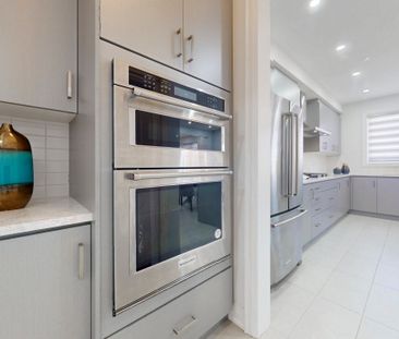 For Lease - 2096 Chris Mason Street, Oshawa, Ontario - Photo 2