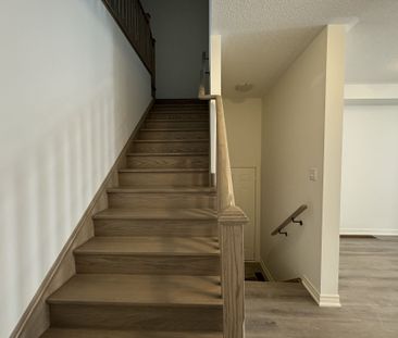 For Lease - 45 Gledhill Crescent, Cambridge, Ontario - Photo 4