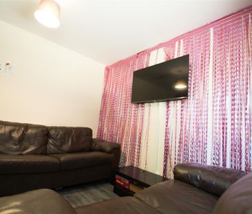 Grimthorpe Place, Headingley, LS6 3JT, Leeds - Photo 6