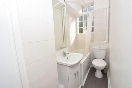 1 bedroom Flat To Let Total Size: 385 SQ FT - Photo 5