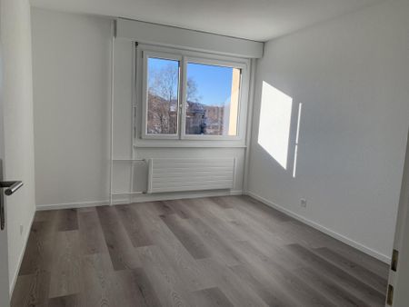 Rue Blaise-Cendrars 10, appartement 3ème Est - Photo 4