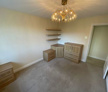 4 bedroom to let - Photo 5