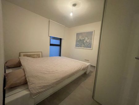 NINOVE- Gelijkvloers appartement met tuin en garage - Photo 3