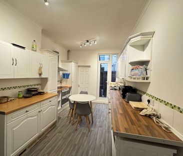 Shared house next to Newsham Park - bills included 1C - Photo 3