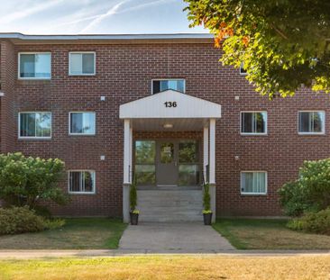 Cambridge Heights Apartments - ALL INCLUSIVE - Photo 5