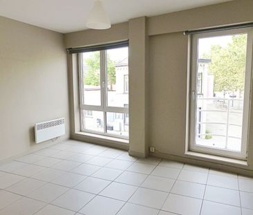 Ruim 2 slpk. appartement met garage in centrum Hasselt - Photo 6