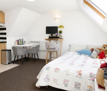 Studio to rent - Photo 2