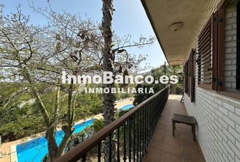 Luxury Villa for rent in Chiva, Spain