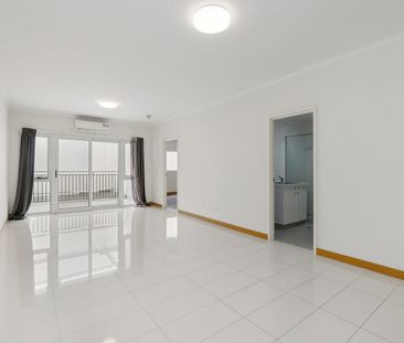 Modern City Living in the Heart of Perth CBD - Photo 3