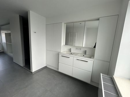 Prachtig en modern appartement met groot terras in Geel - Photo 4