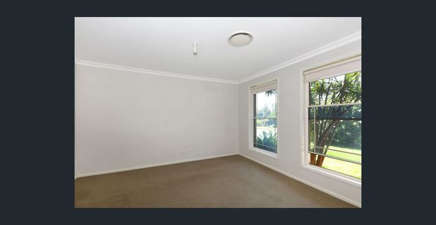 Modern Family Home - Photo 1