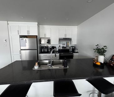 Appartement Spacieux De Deux Chambres - Photo 1