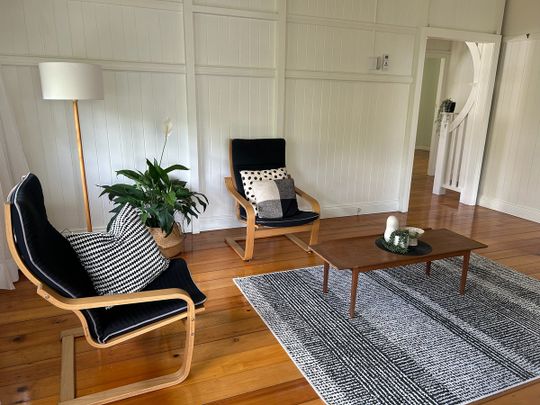 Queenslander Home located in lovely Crawford Road! - Photo 1