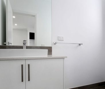 3/788 Plenty Rd, South Morang, Vic 3752 - Photo 1