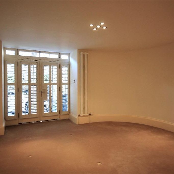 2 bed flat for rent in New Town - Photo 1