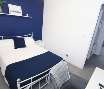 3 bedroom terraced house to rent - Photo 5