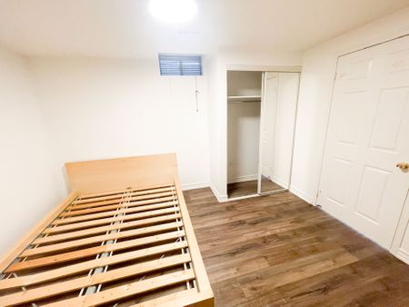 For Lease - 272 Milliken Meadows Drive, Markham, Ontario - Photo 2