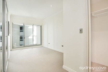 TWO APARTMENTS COMBINED | Unfurnished - Photo 2