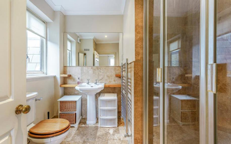 3 bedroom apartment to rent - Photo 5