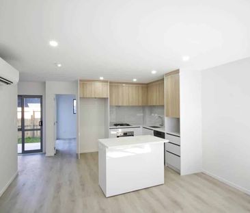 Brand New 3 Bedroom, 2.5 Bathroom in Beach Haven - Photo 2