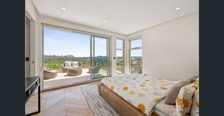 Multi Level Home With Panoramic Views & Swimming Pool - Photo 3