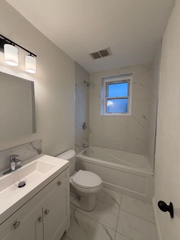 For Lease - 663 Tweedsmuir Avenue Unit# 1, Westboro - Hampton Park, Ontario - Photo 5