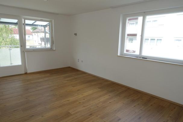 Charmante 3-Zimmer-Wohnung mit Balkon und Garage in gepflegter kleiner Wohnanlage - Photo 1