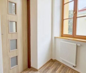 Pronájem bytu 1+kk 24 m2 - Fotografie 5