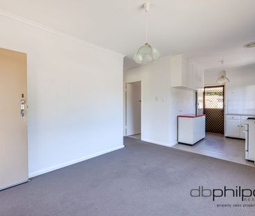 Convenient, Comfortable & Close to It All! - Photo 2