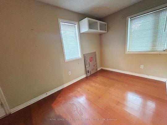 For Lease - 101 Bristol Road Unit# 213, Mississauga, Ontario - Photo 1