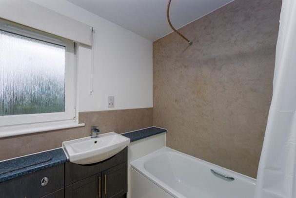 2 bedroom semi-detached house to rent - Photo 1